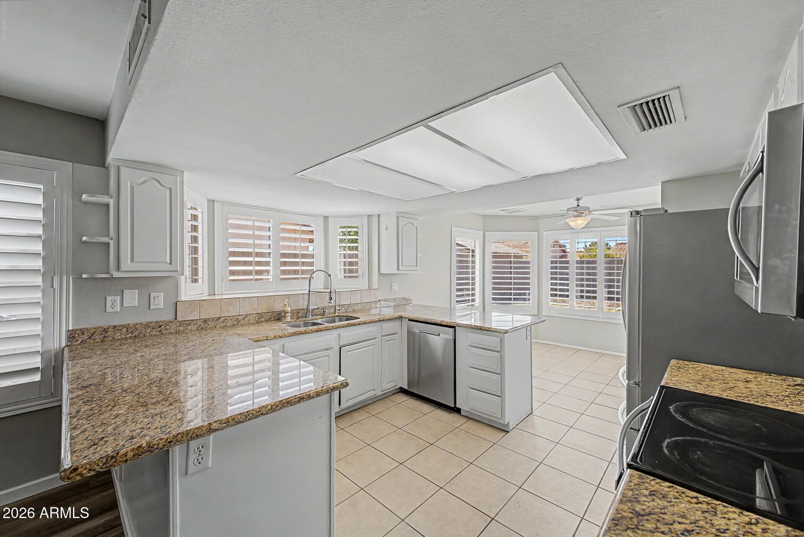 2063 W Gila Lane, Chandler, AZ 85224 — photo 11 of 33