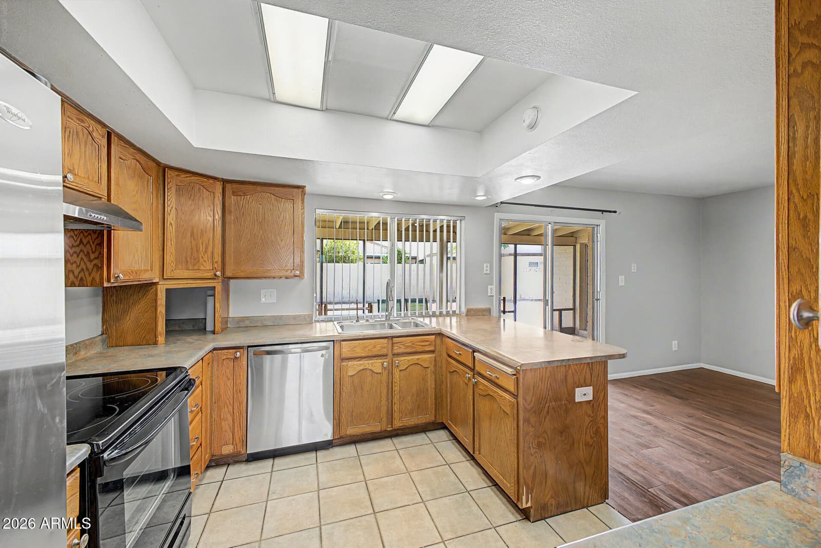 7313 N 46th Circle, Glendale, AZ 85301 — photo 16 of 35