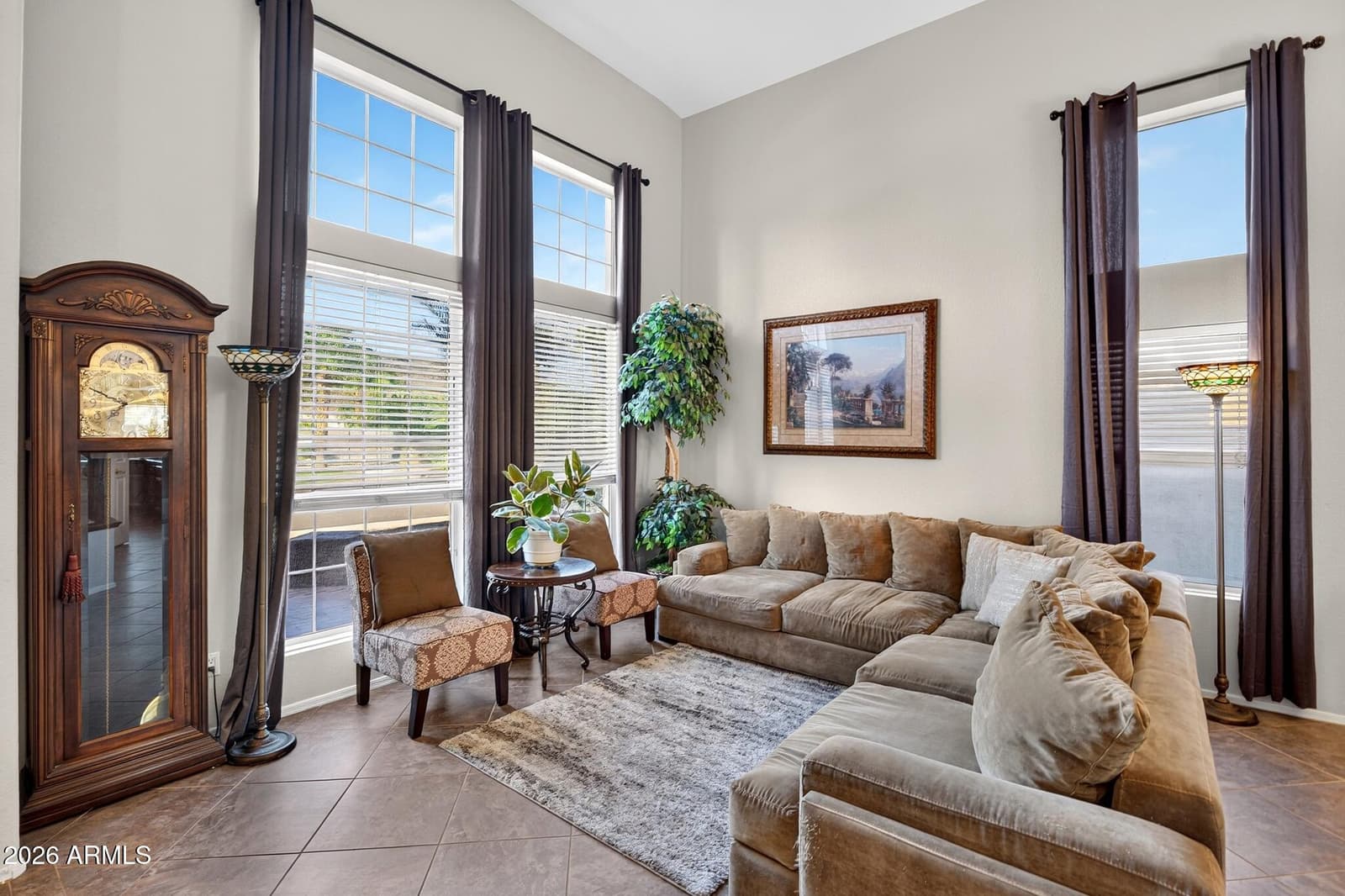 6261 W Louise Drive, Glendale, AZ 85310 — photo 10 of 63