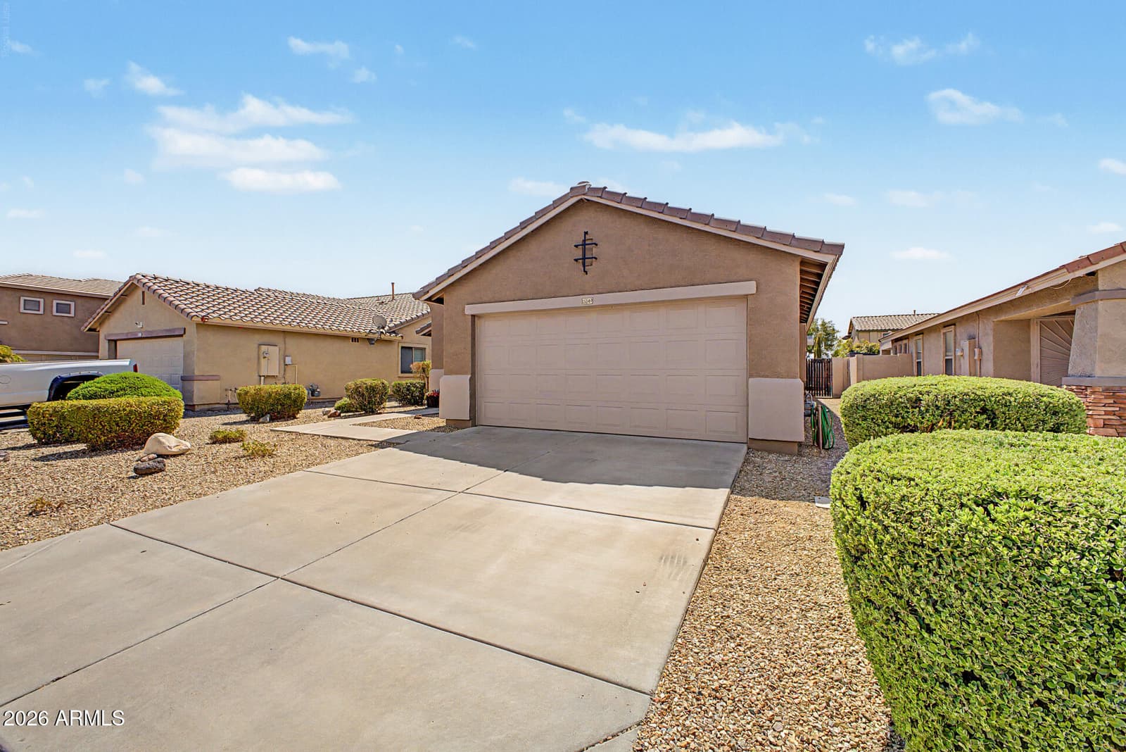 15249 W Post Drive, Surprise, AZ 85374 — photo 5 of 43