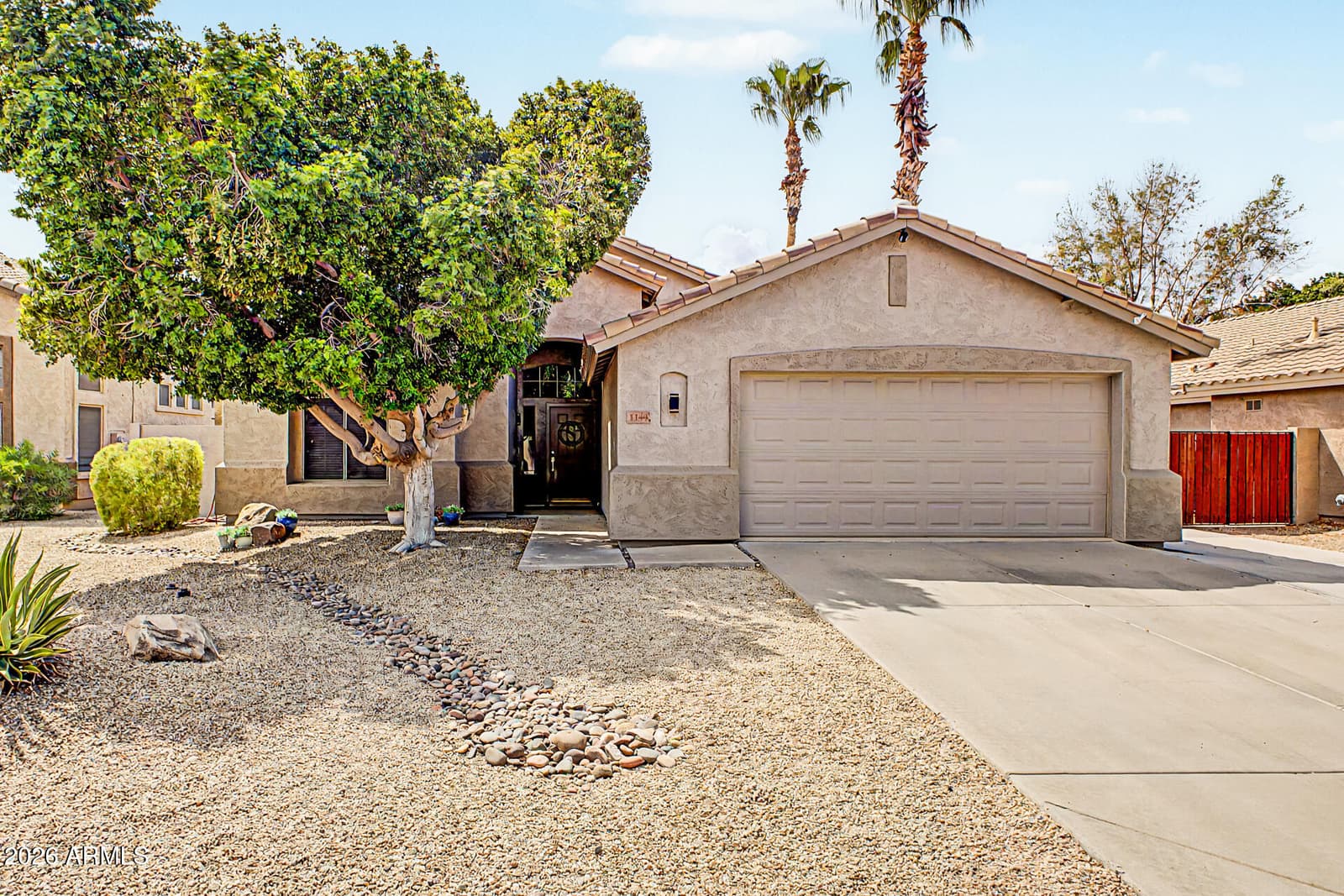 1144 S Nielson Street, Gilbert, AZ 85296 — photo 2 of 29