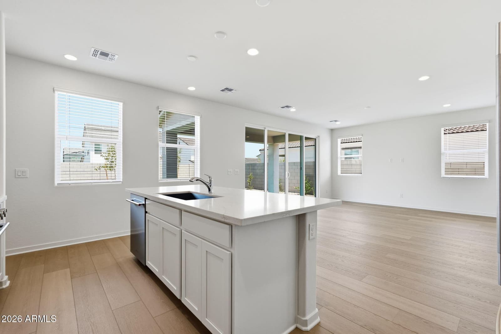 3292 W Emerald Road, San Tan Valley, AZ 85144 — photo 15 of 48