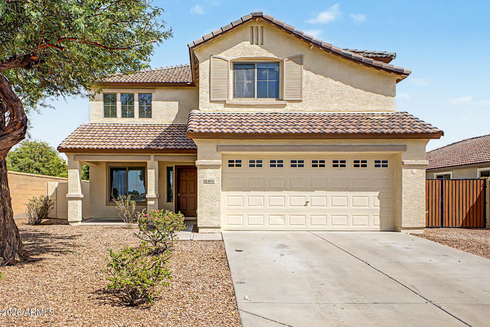 3942 E Maplewood Street, Gilbert, AZ 85297 — photo 2 of 43