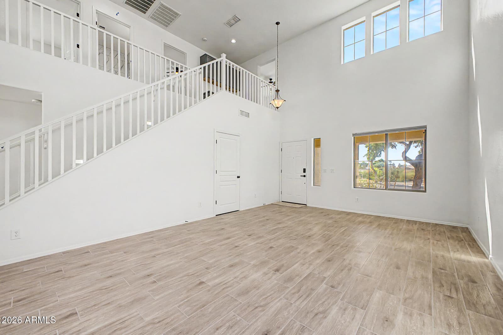 3942 E Maplewood Street, Gilbert, AZ 85297 — photo 4 of 43