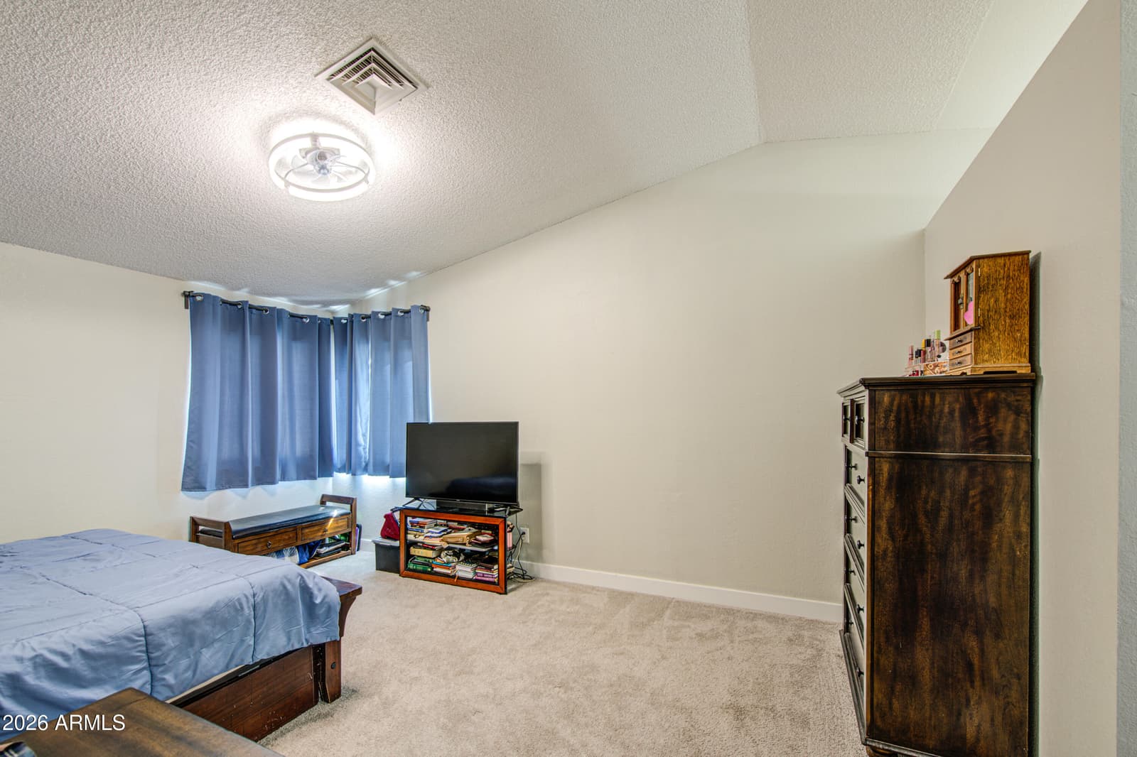 10025 W Sells Drive, Phoenix, AZ 85037 — photo 9 of 25
