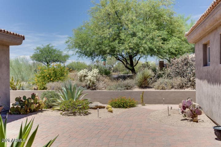 8309 E Eagle Feather Road, Scottsdale, AZ 85266 — photo 31 of 44