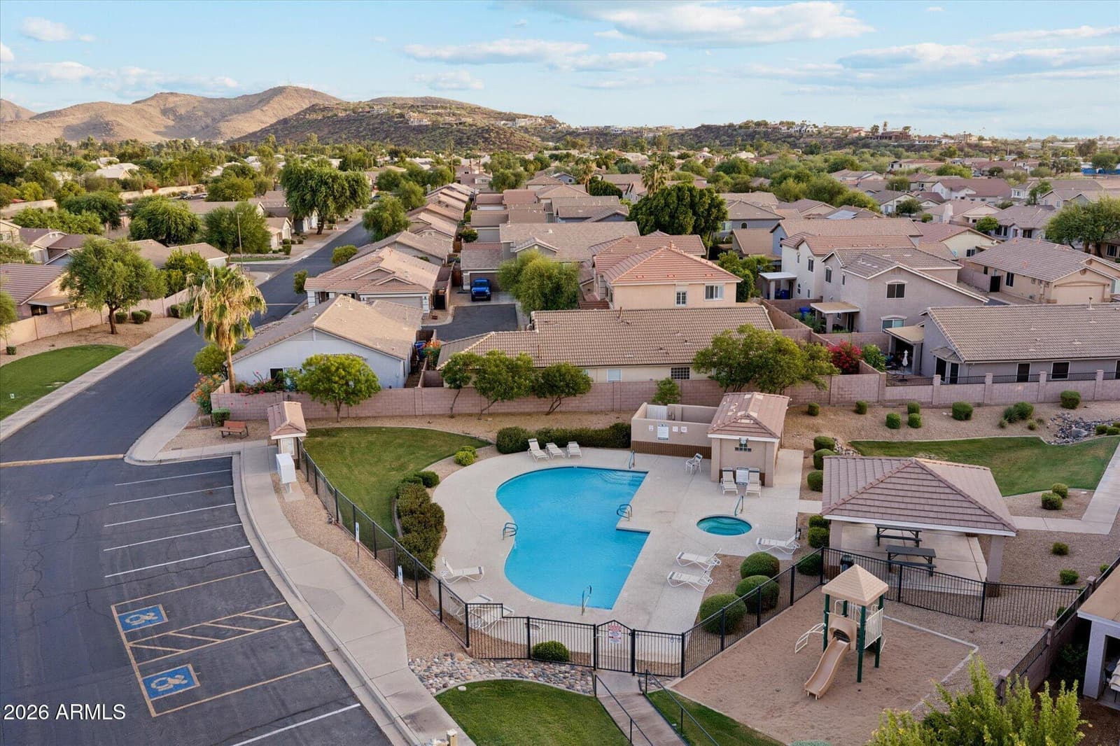 16036 N 11th Avenue 1072, Phoenix, AZ 85023 — photo 4 of 29