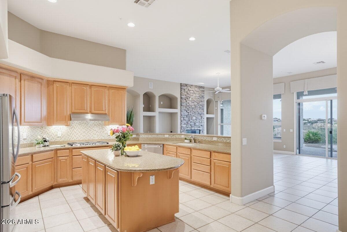 14978 E Pinnacle Court, Fountain Hills, AZ 85268 — photo 8 of 40