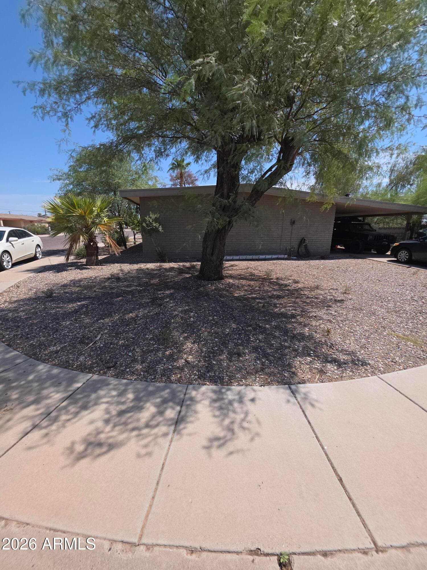 725 E Brenda Drive, Casa Grande, AZ 85122 — photo 2 of 50