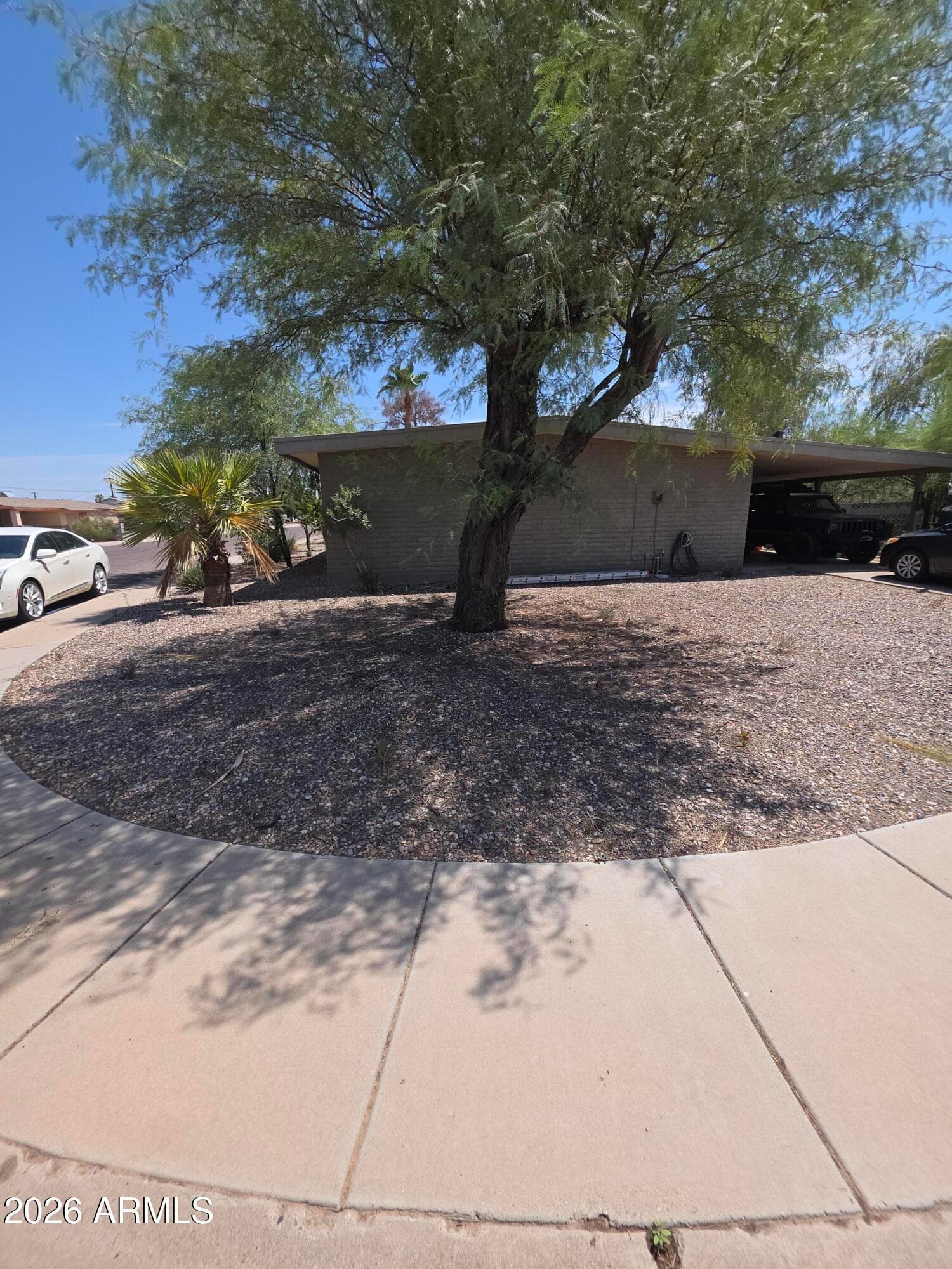 725 E Brenda Drive, Casa Grande, AZ 85122 — photo 3 of 50