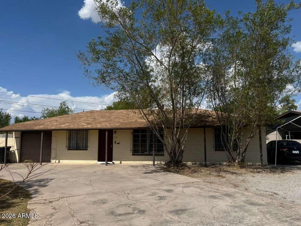 3242 W SELLS Drive, Phoenix, AZ 85017