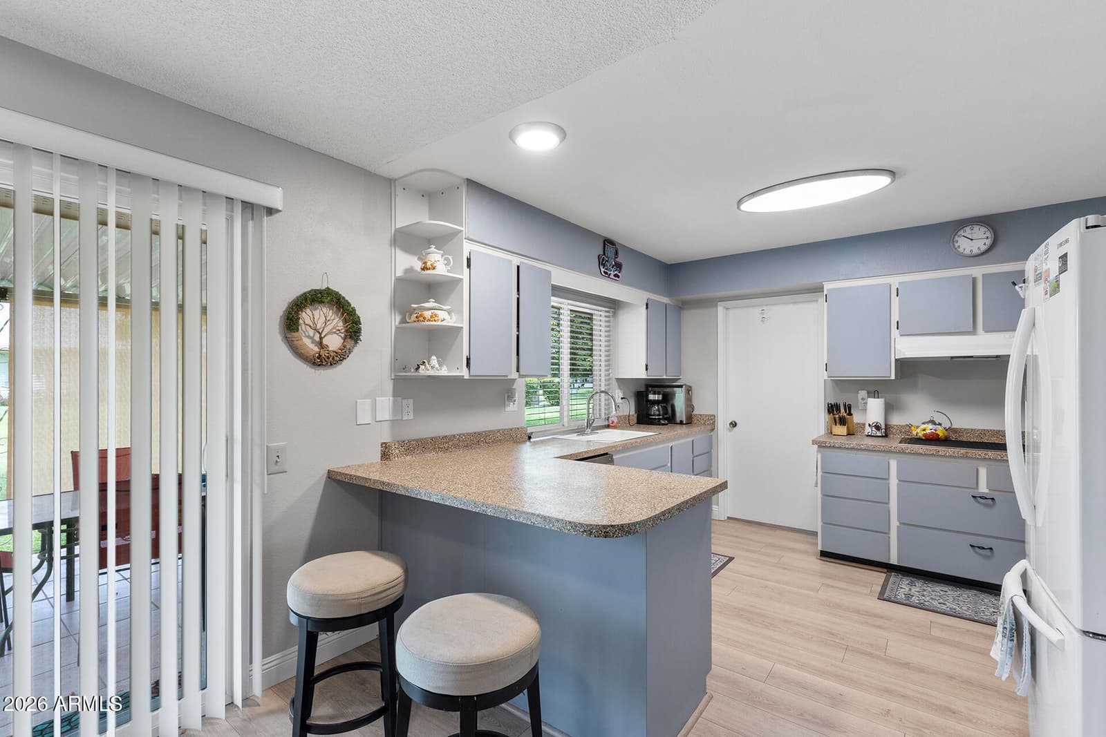 11050 W Tonada Drive W, Sun City, AZ 85351 — photo 5 of 44