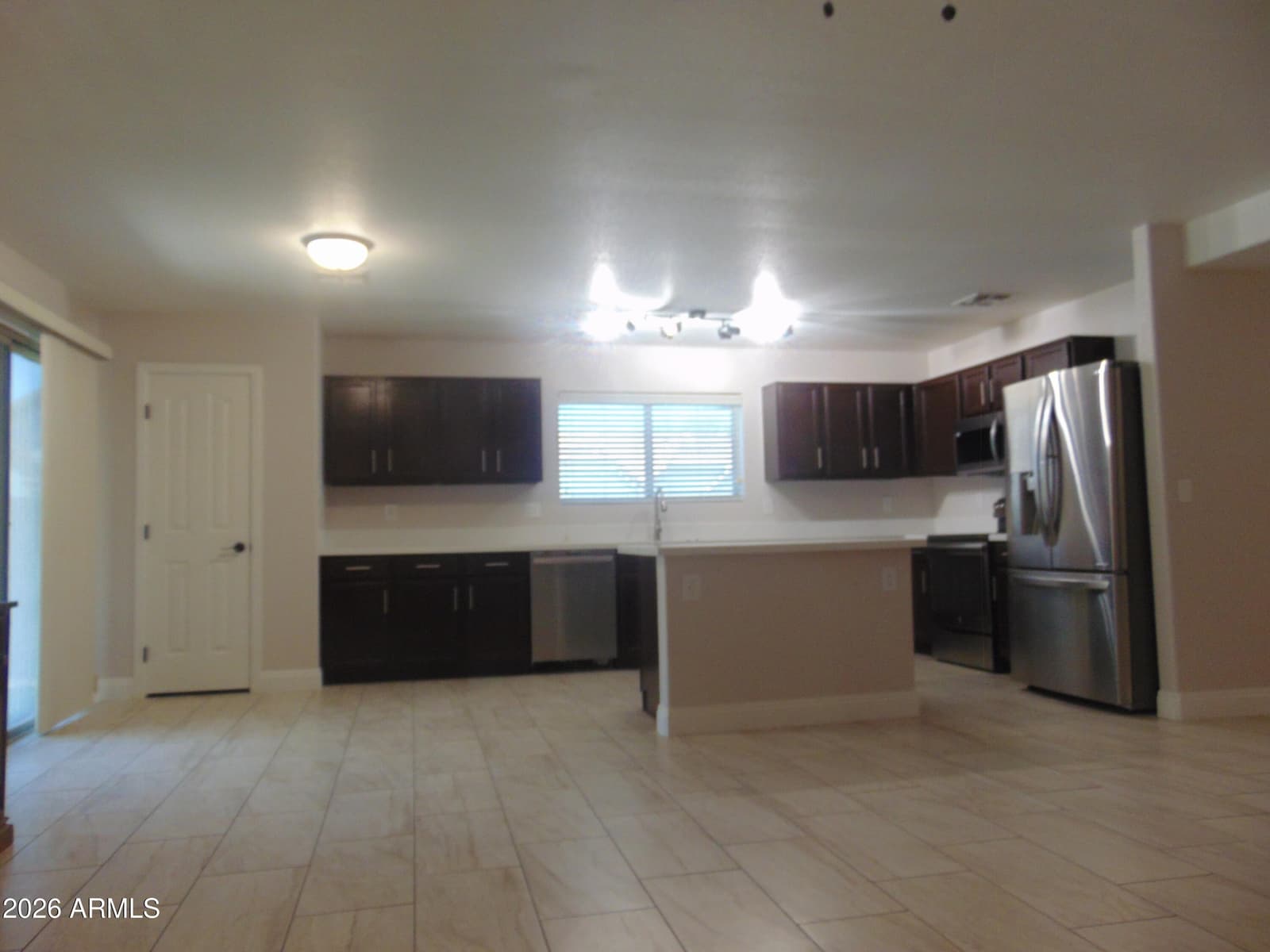 6672 S Vernon Drive, Chandler, AZ 85249 — photo 8 of 31