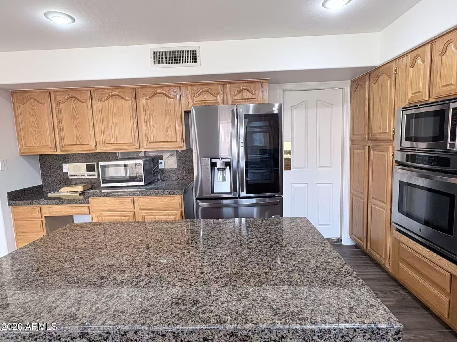 402 N Rita Lane, Chandler, AZ 85226 — photo 9 of 37