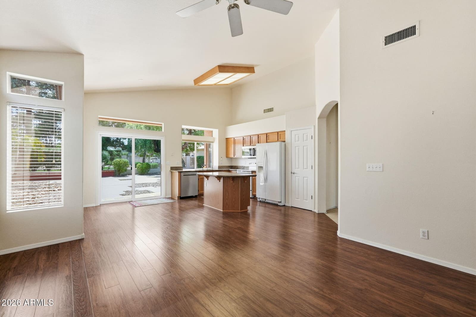 175 W Palomino Drive, Tempe, AZ 85284 — photo 15 of 42