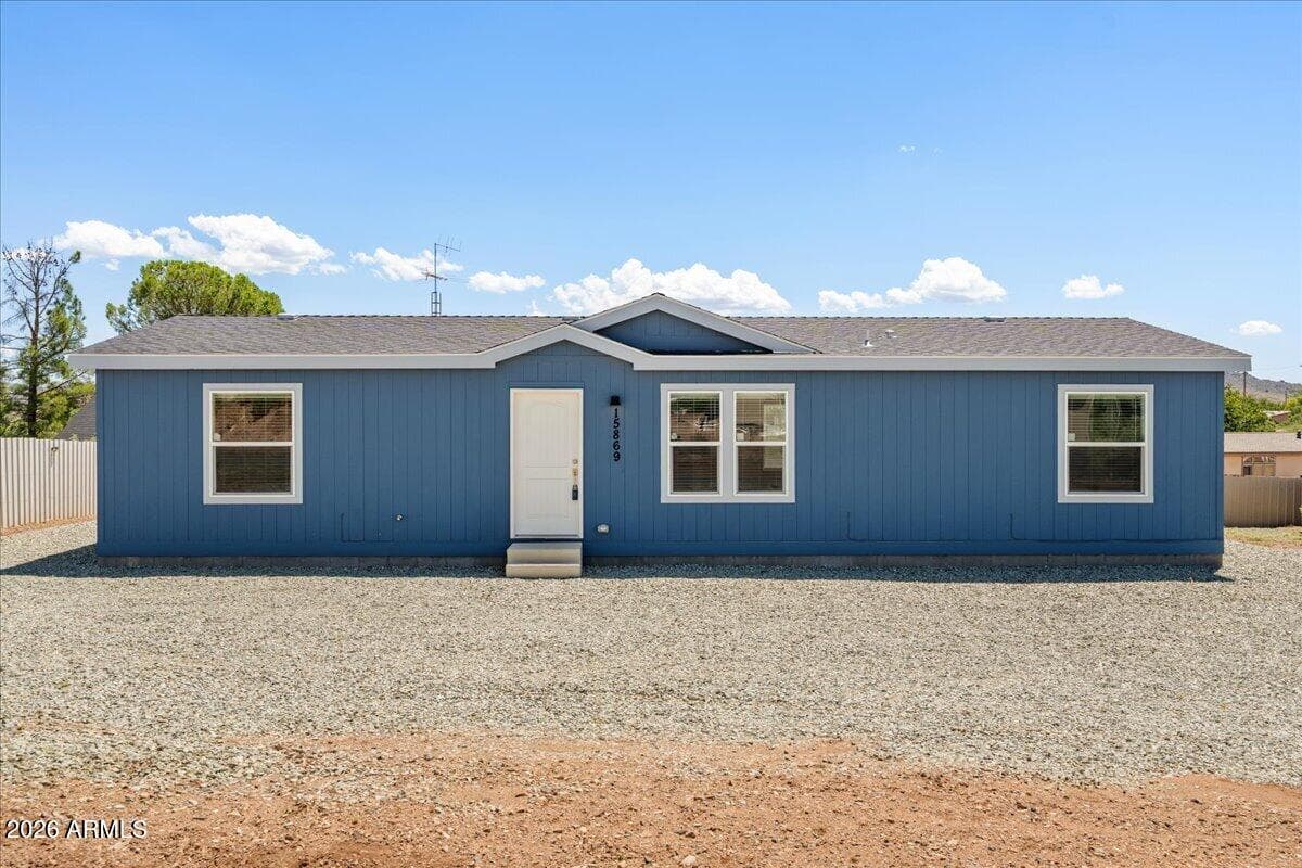 15869 S Chestnut Lane, Mayer, AZ 86333 — photo 2 of 25