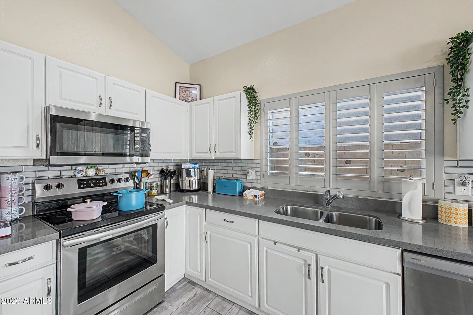 4138 E Tanglewood Drive, Phoenix, AZ 85048 — photo 12 of 25