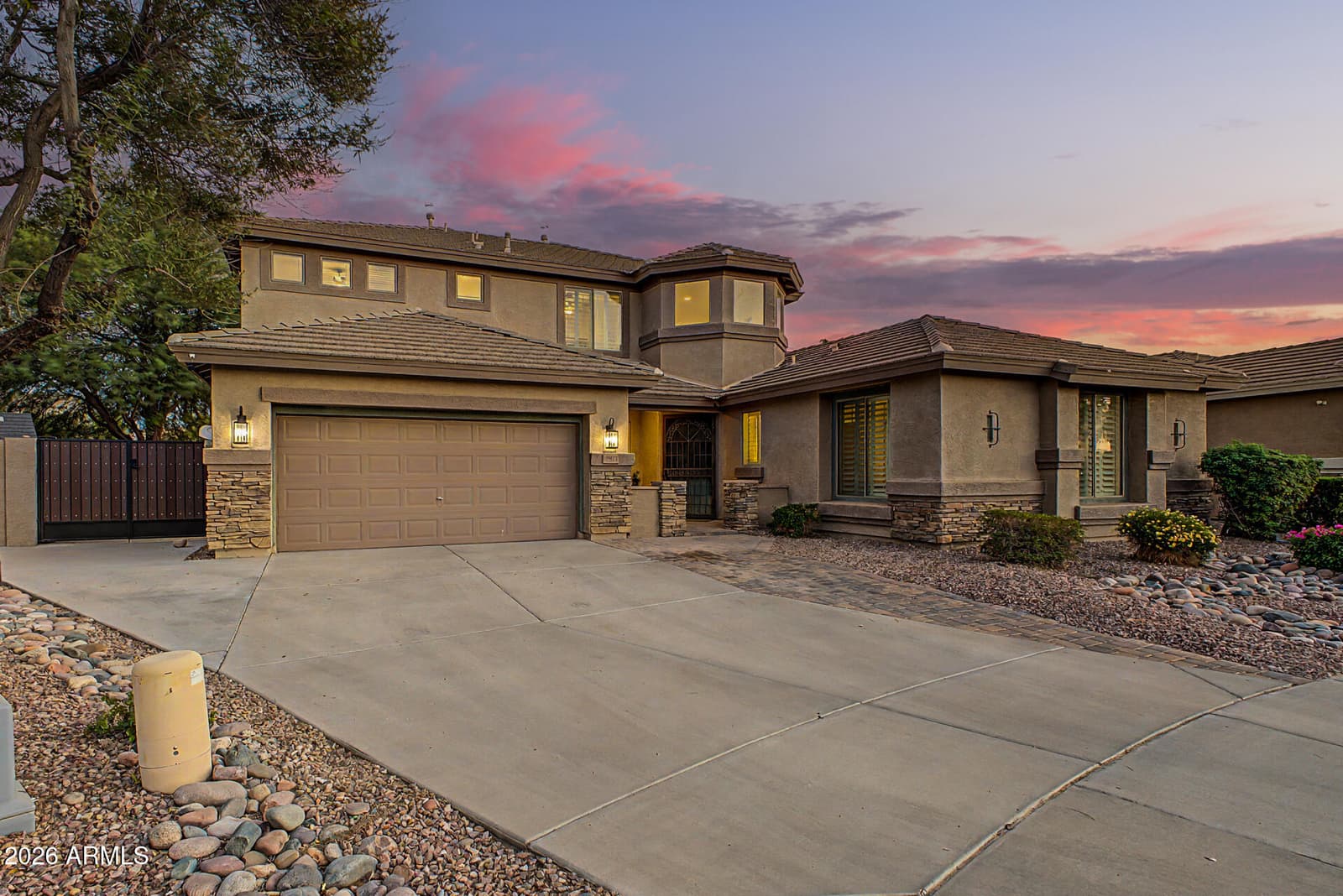 3911 E Jaguar Avenue, Gilbert, AZ 85298 — photo 3 of 91