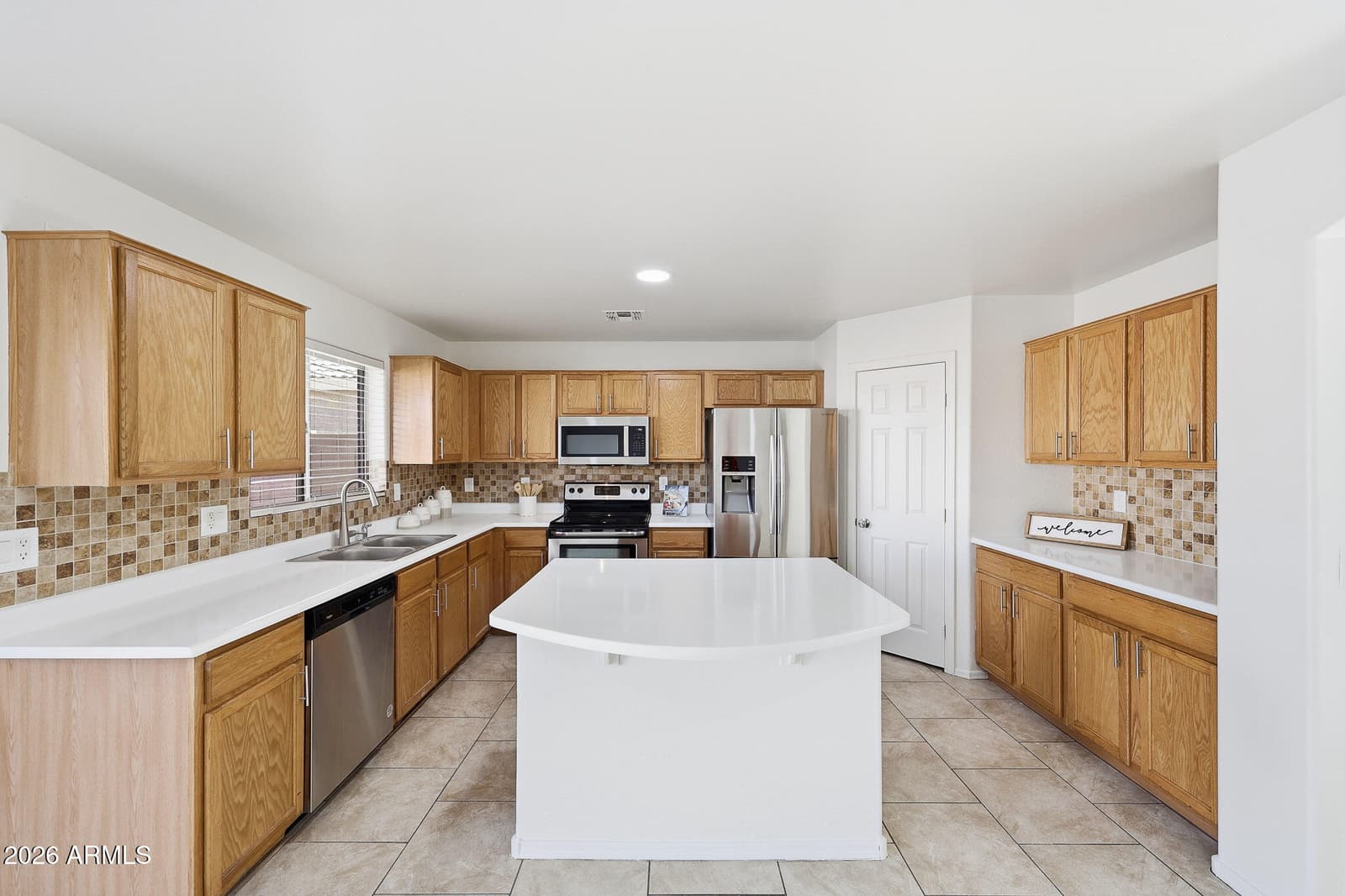 5715 S 17th Avenue, Phoenix, AZ 85041 — photo 8 of 60