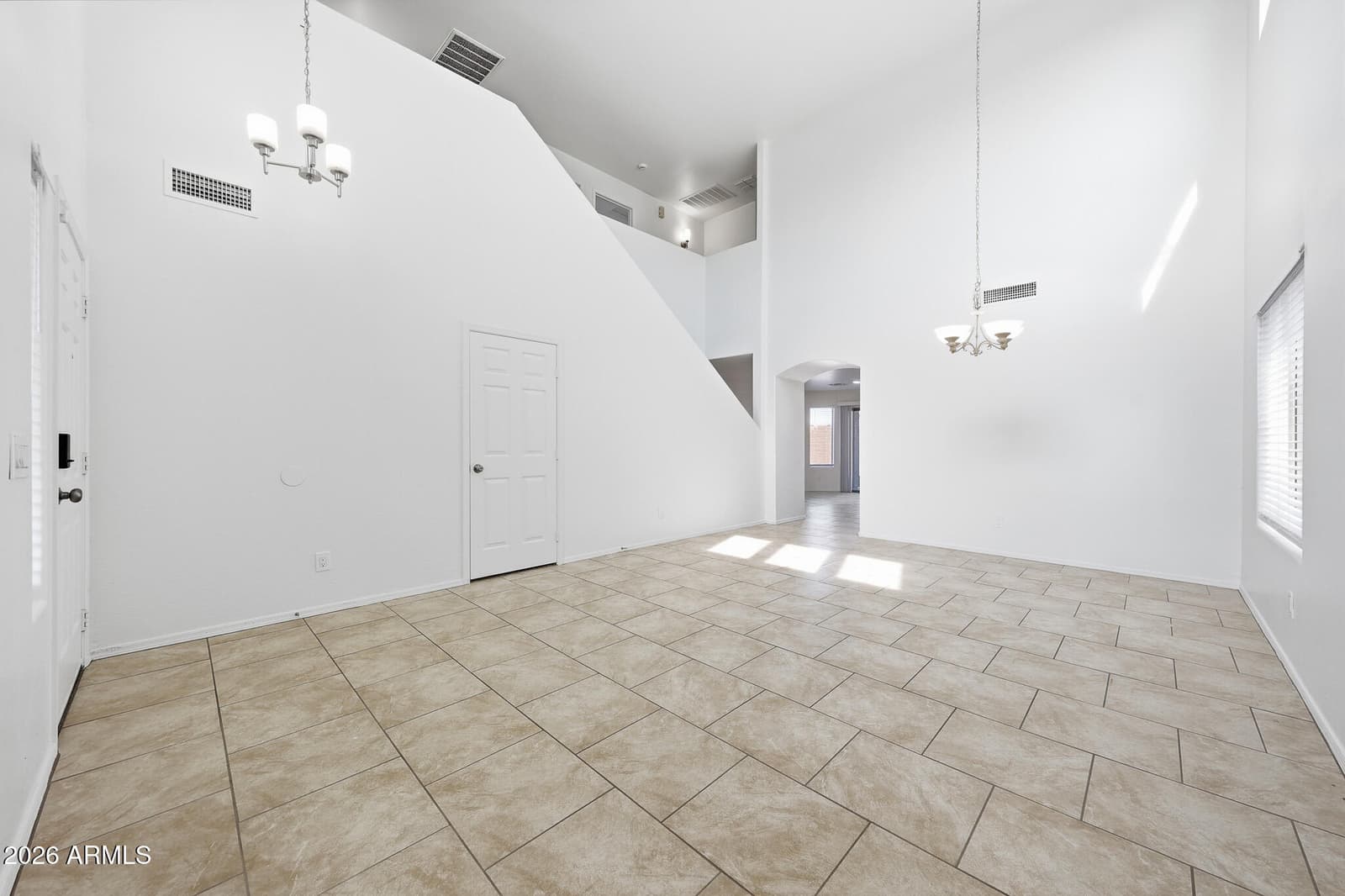 5715 S 17th Avenue, Phoenix, AZ 85041 — photo 4 of 60