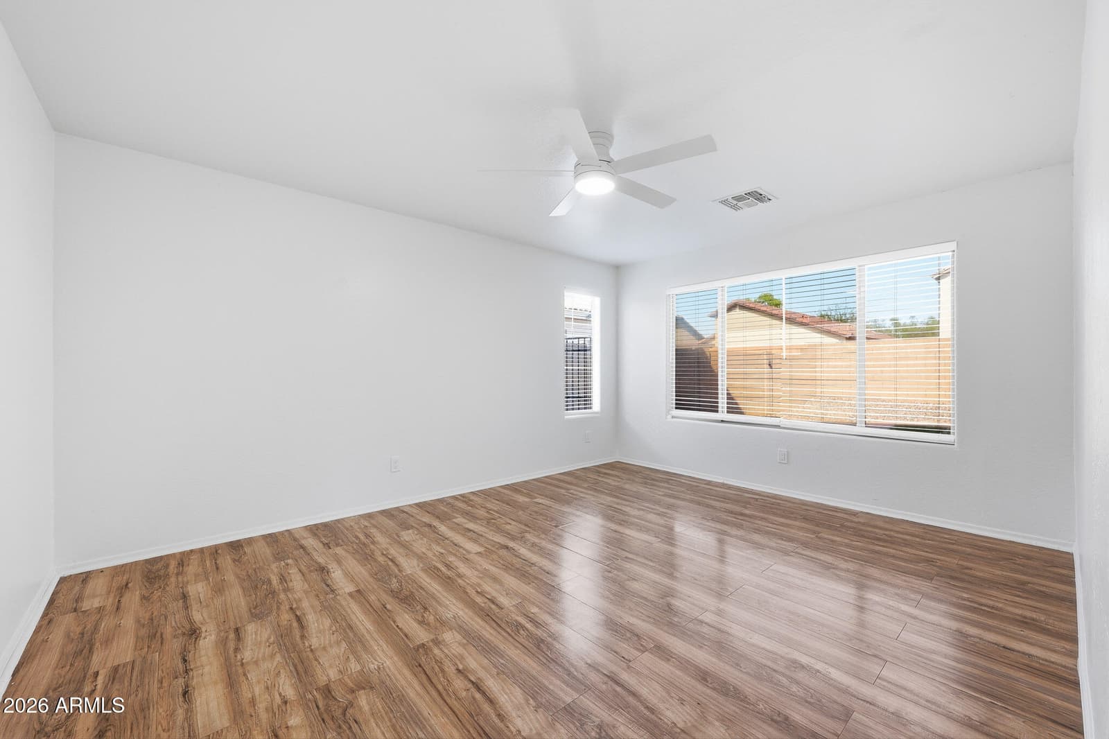 5715 S 17th Avenue, Phoenix, AZ 85041 — photo 13 of 60
