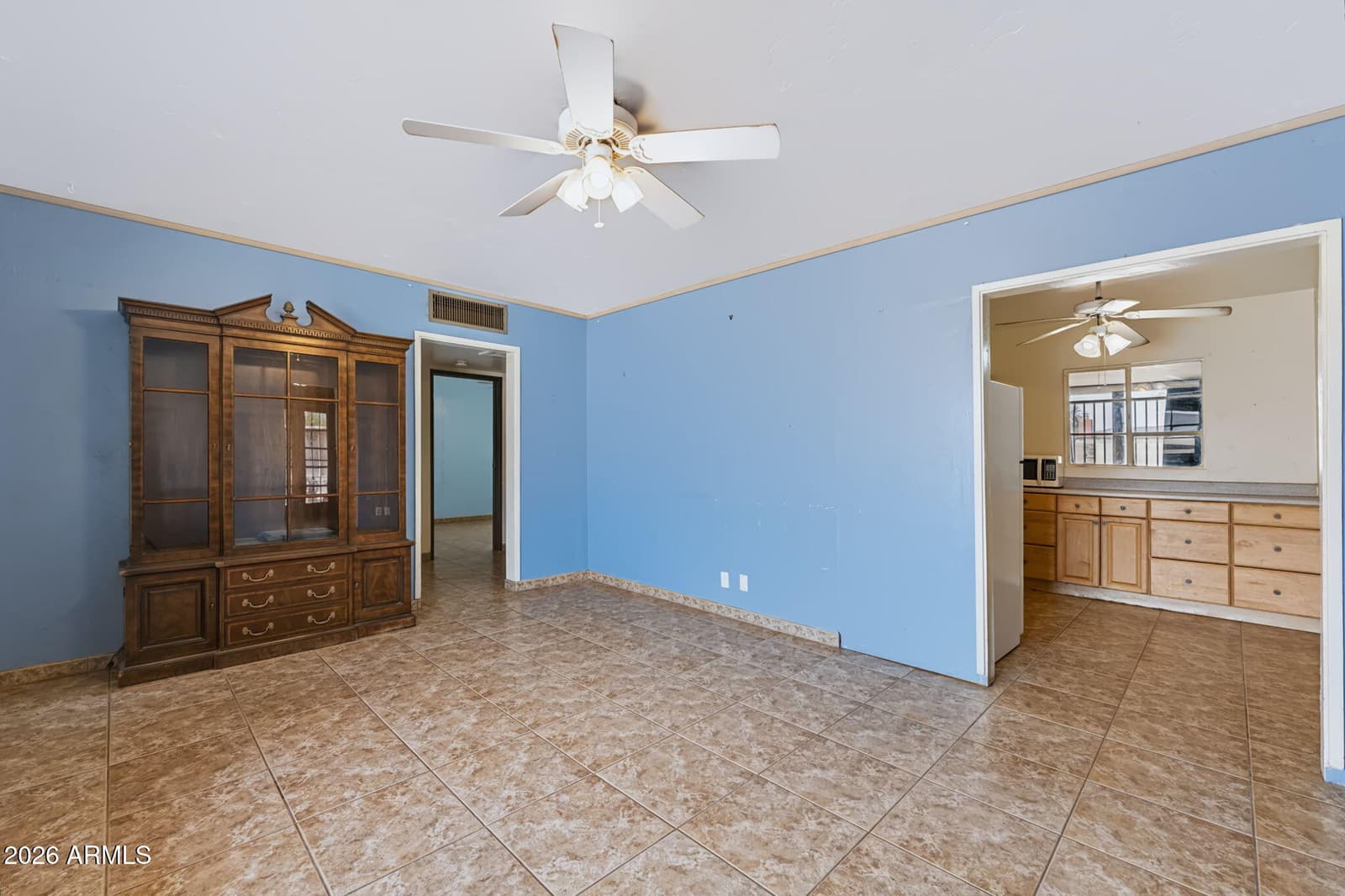2040 E Whitton Avenue, Phoenix, AZ 85016 — photo 4 of 33