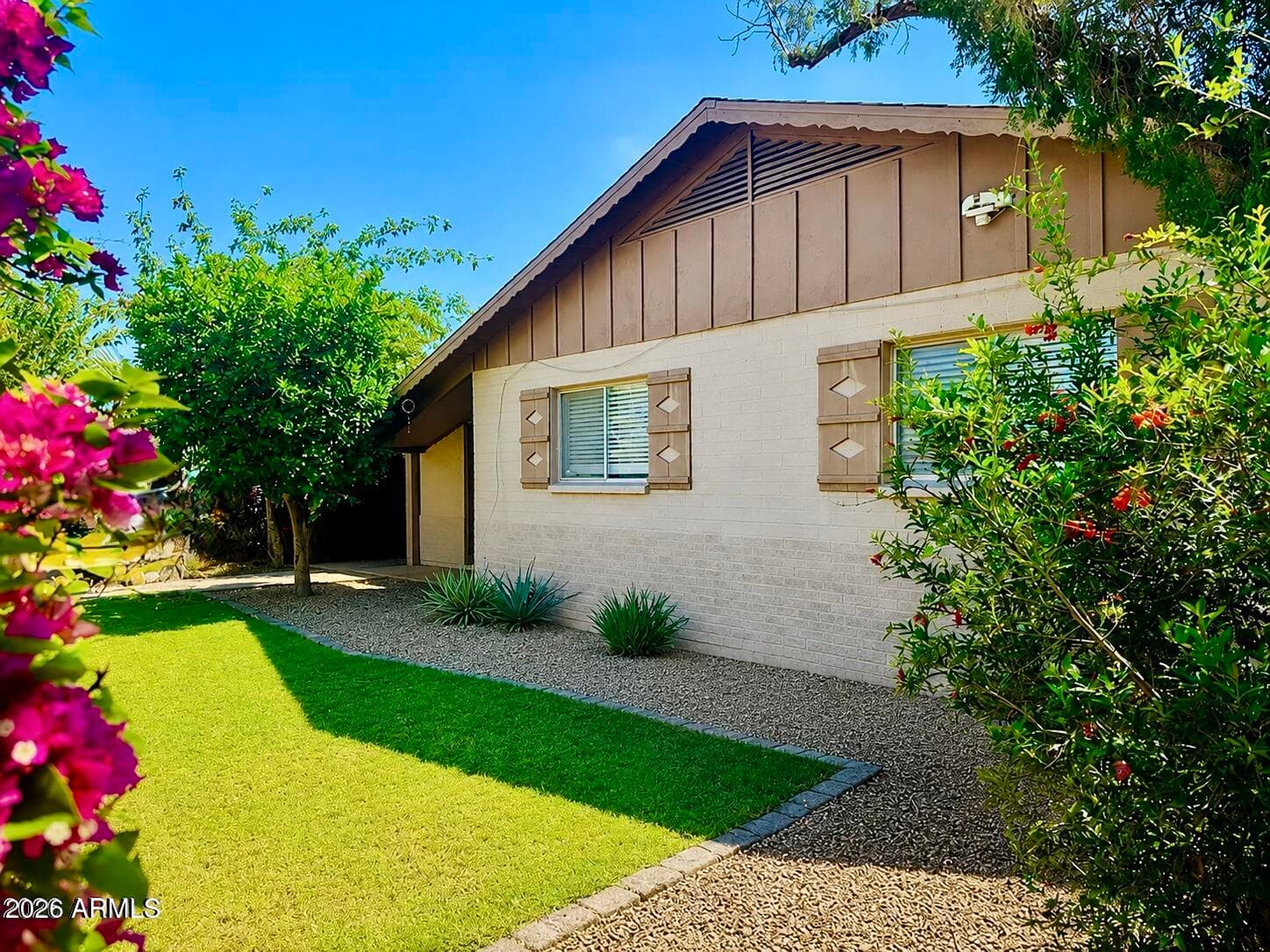3631 W Myrtle Avenue, Phoenix, AZ 85051 — photo 1 of 51