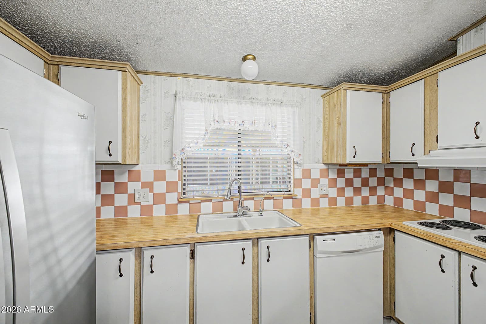 329 S Arroya Circle, Mesa, AZ 85206 — photo 17 of 46