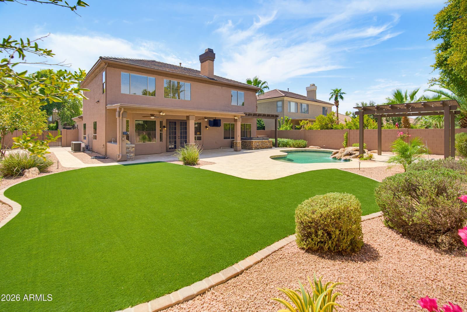 1550 E Saratoga Court, Gilbert, AZ 85296 — photo 2 of 42