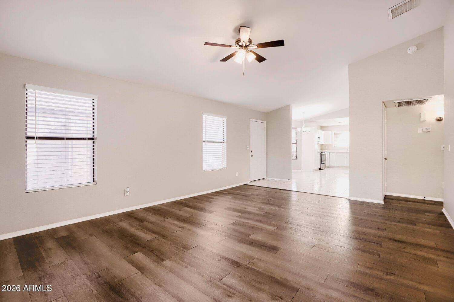 11820 N 75th Drive, Peoria, AZ 85345 — photo 9 of 28