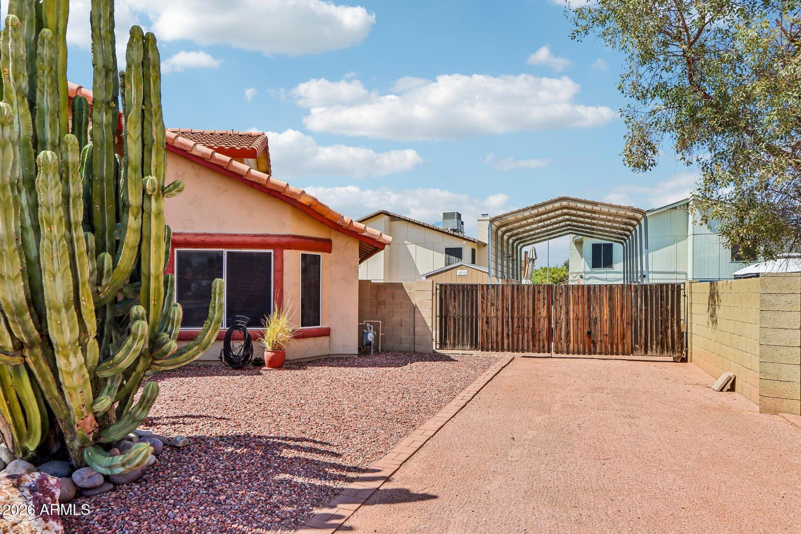 6932 W Charter Oak Road, Peoria, AZ 85381 — photo 4 of 58