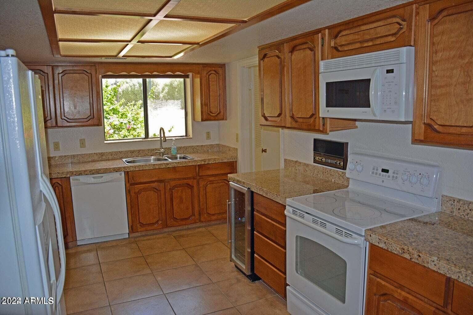 7435 E Sundance Trail 403, Carefree, AZ 85377 — photo 3 of 16