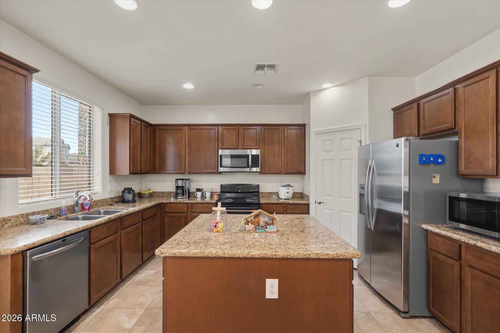 9060 W Myrtle Avenue, Glendale, AZ 85305 — photo 11 of 23