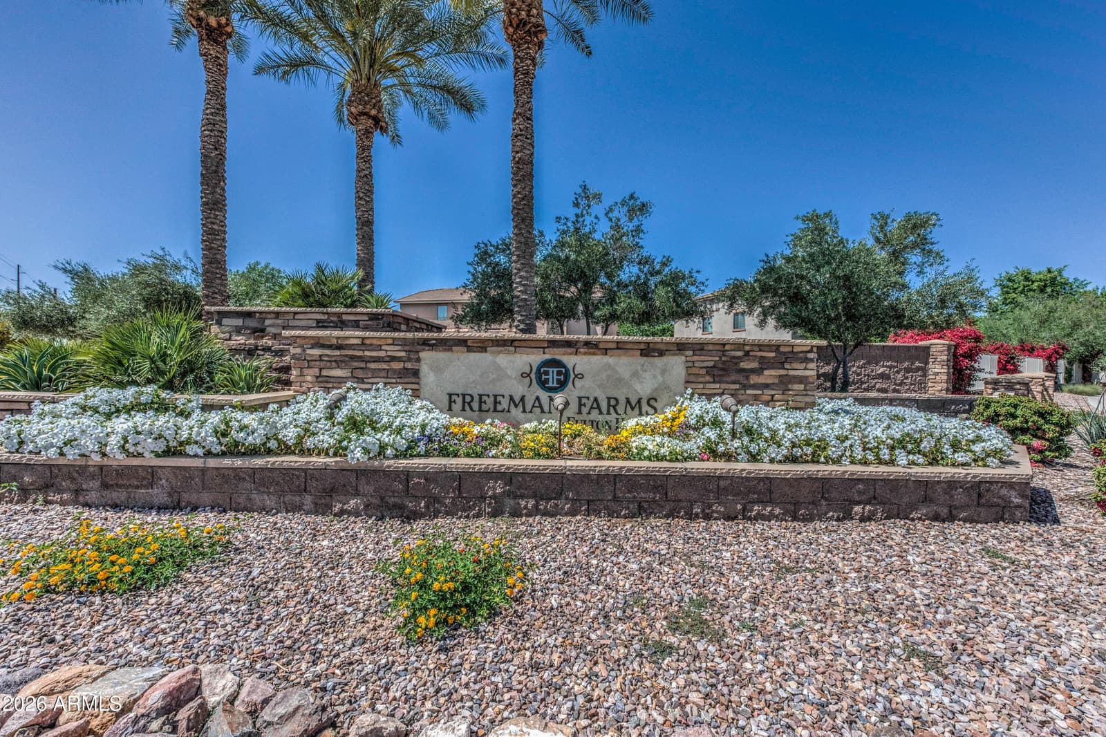 2560 E Coconino Way, Gilbert, AZ 85298 — photo 1 of 35