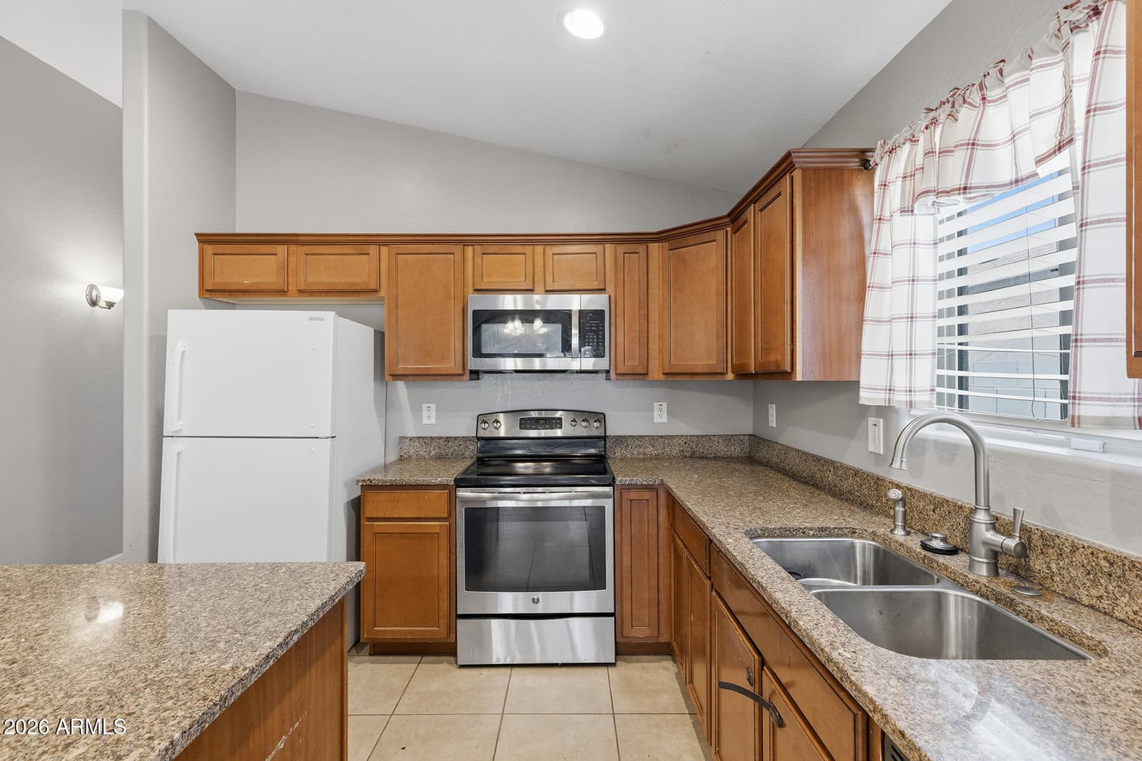 21686 W Hess Avenue, Buckeye, AZ 85326 — photo 15 of 47