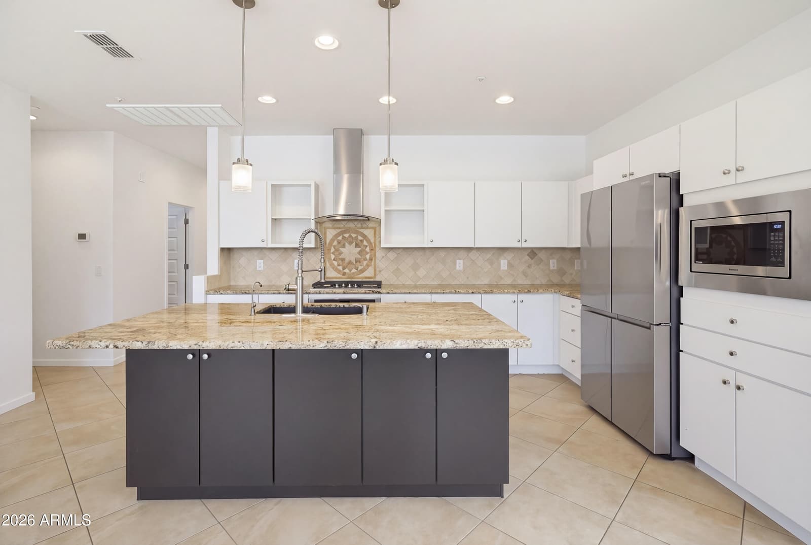 1655 E Dubois Avenue, Gilbert, AZ 85298 — photo 5 of 36