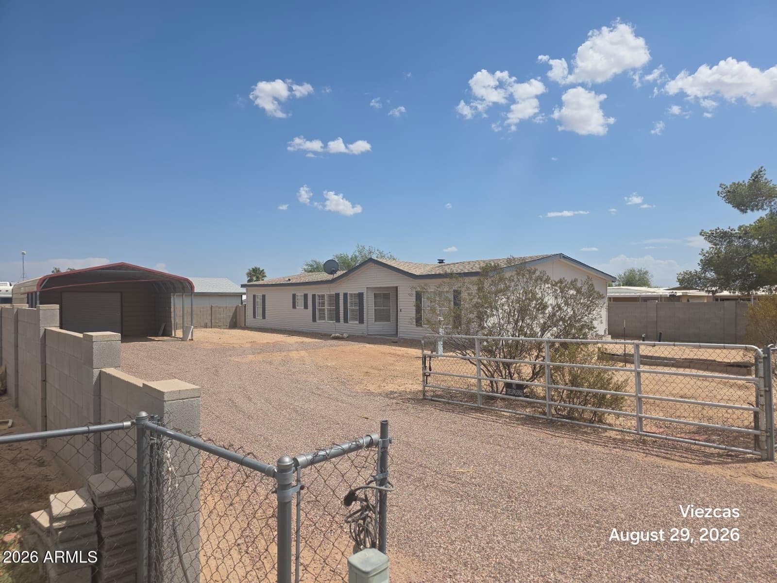 10963 N Hillside Drive, Casa Grande, AZ 85122 — photo 2 of 15