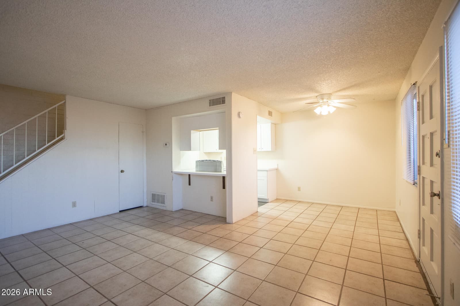 3941 W Wonderview Road, Phoenix, AZ 85019 — photo 4 of 20