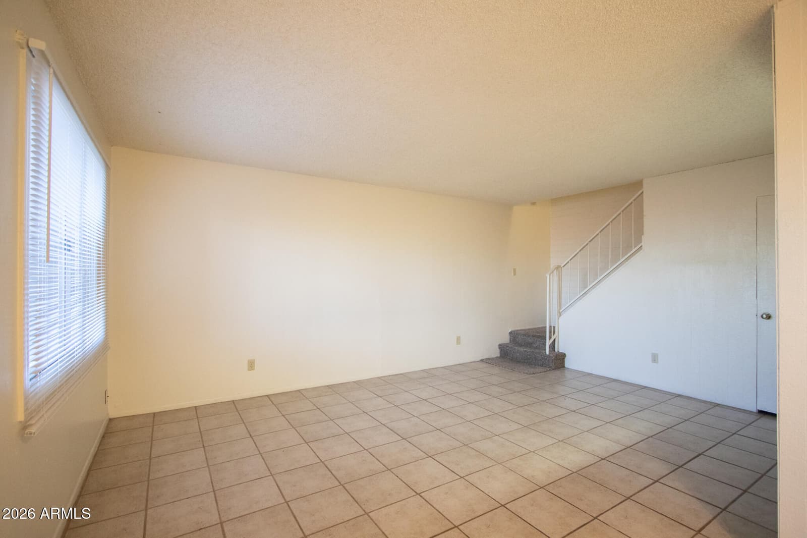 3941 W Wonderview Road, Phoenix, AZ 85019 — photo 8 of 20