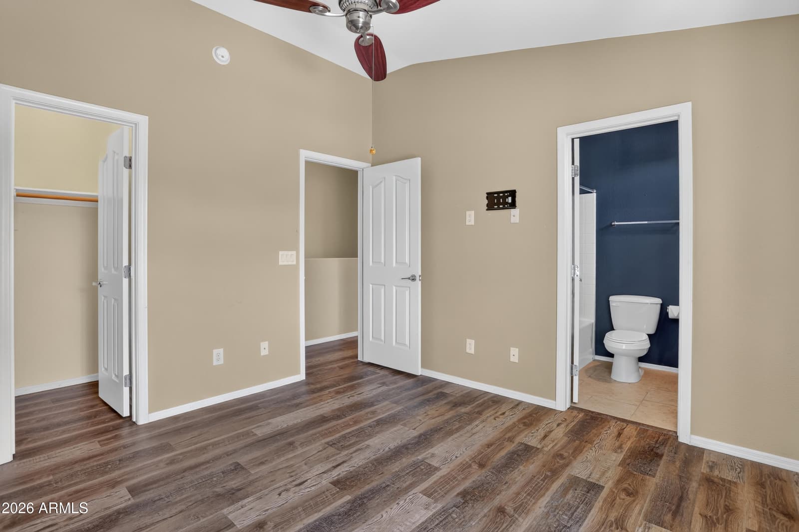 2725 E Mine Creek Road 1025, Phoenix, AZ 85024 — photo 17 of 40