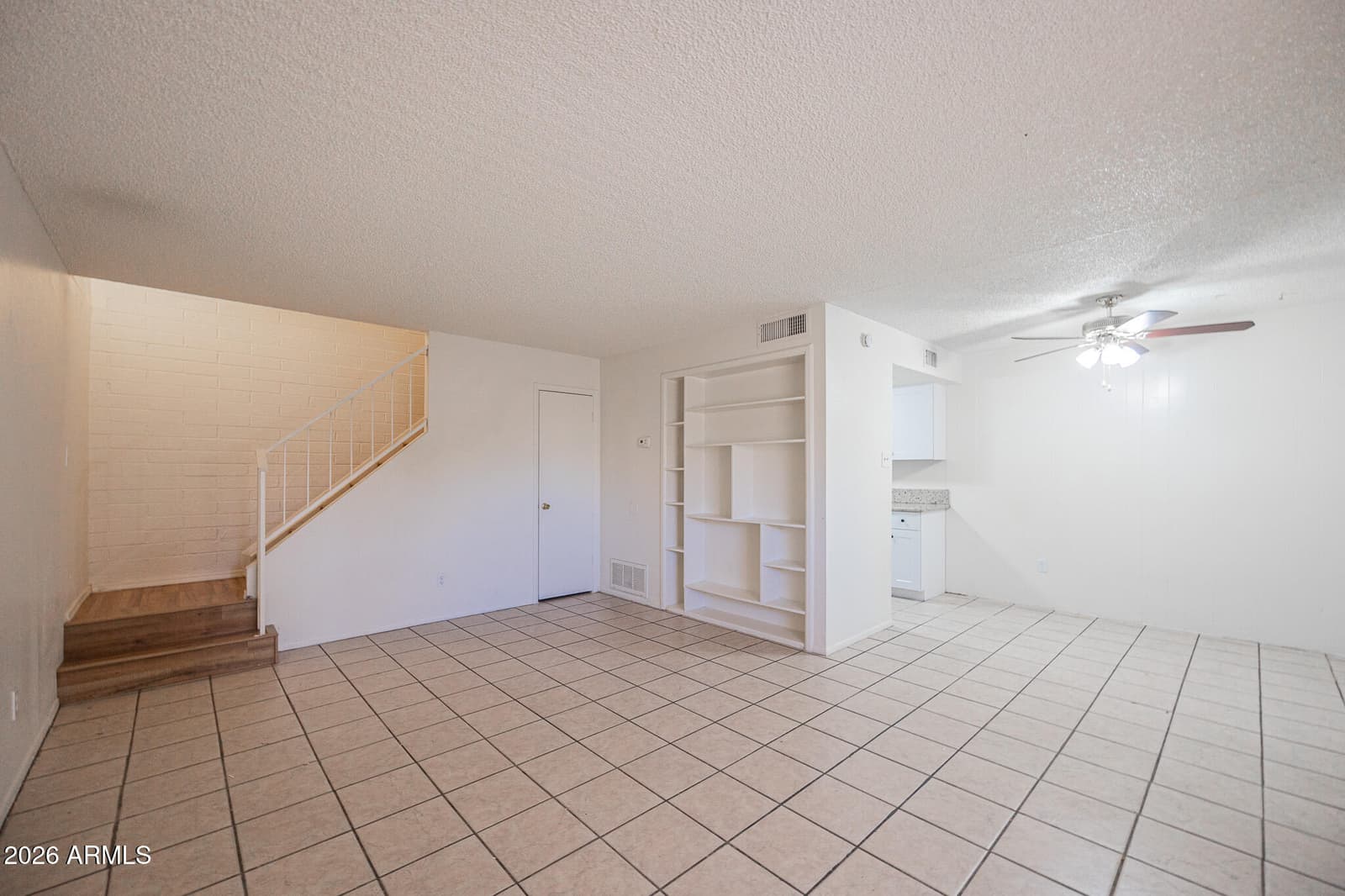 5040 N 40th Avenue, Phoenix, AZ 85019 — photo 3 of 16