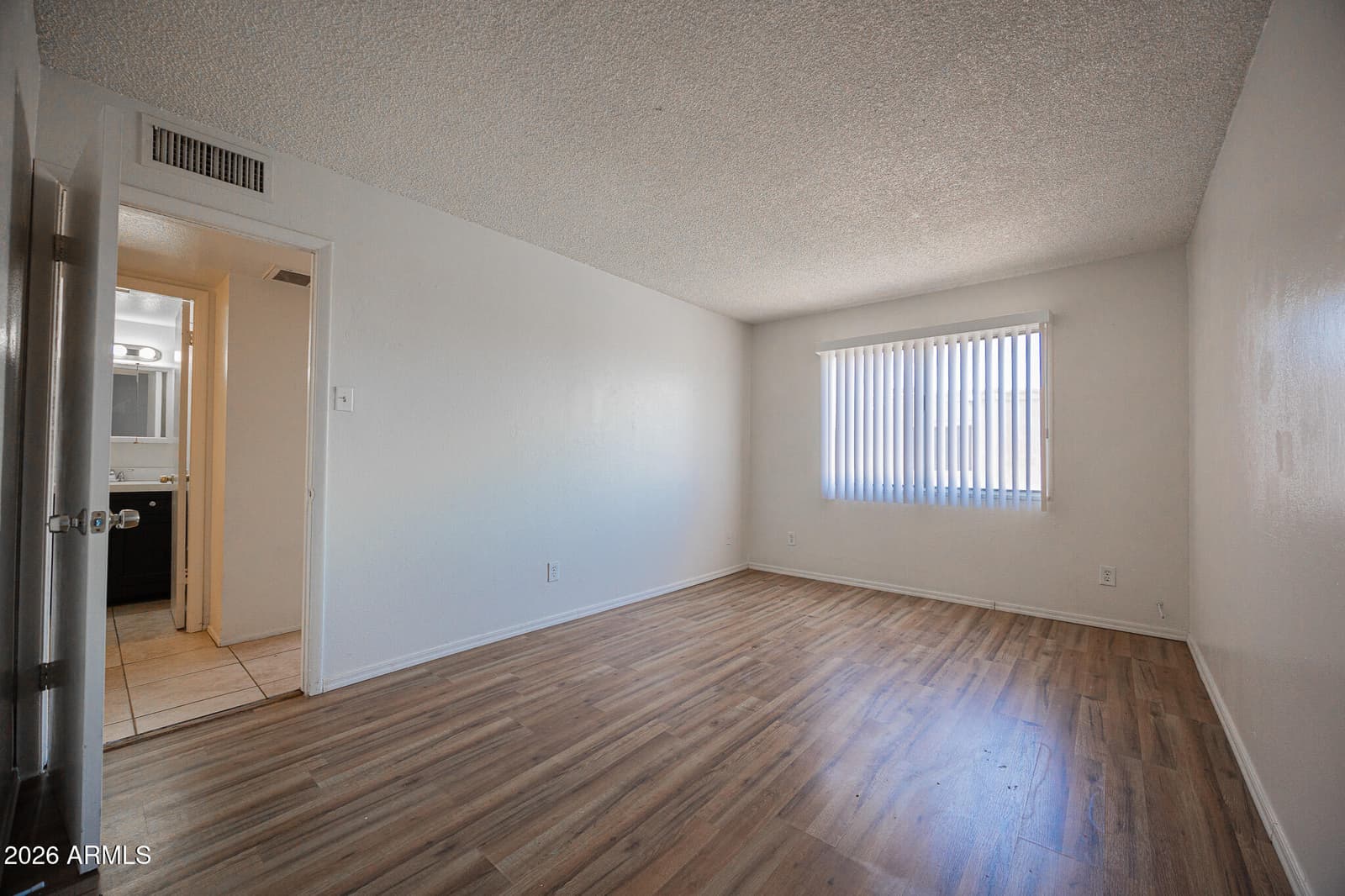 5040 N 40th Avenue, Phoenix, AZ 85019 — photo 12 of 16