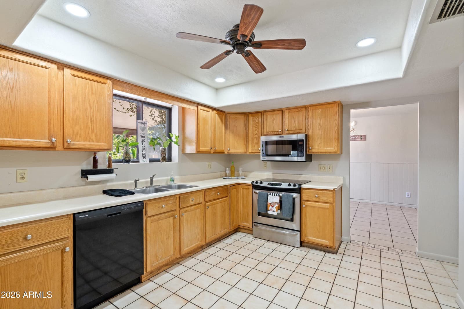 11826 N 82nd Drive N, Peoria, AZ 85345 — photo 4 of 20