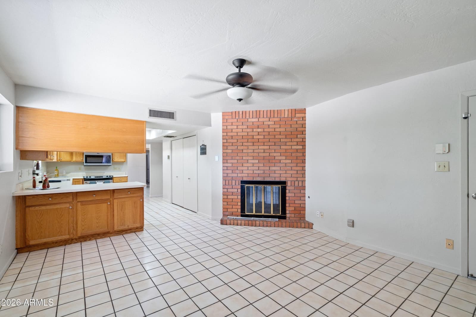 11826 N 82nd Drive N, Peoria, AZ 85345 — photo 5 of 20