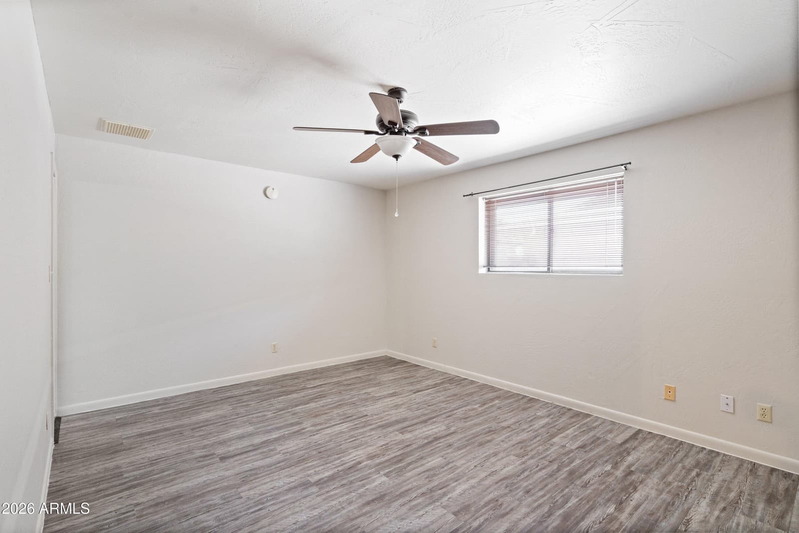 11826 N 82nd Drive N, Peoria, AZ 85345 — photo 9 of 20