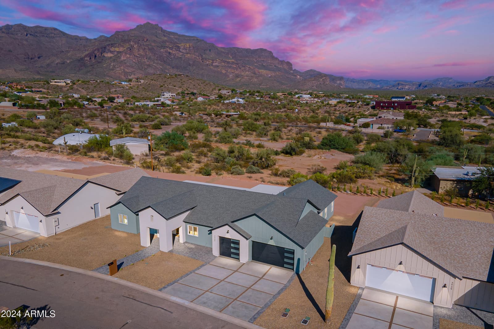 3909 S Veronica Lane, Gold Canyon, AZ 85118 — photo 2 of 58