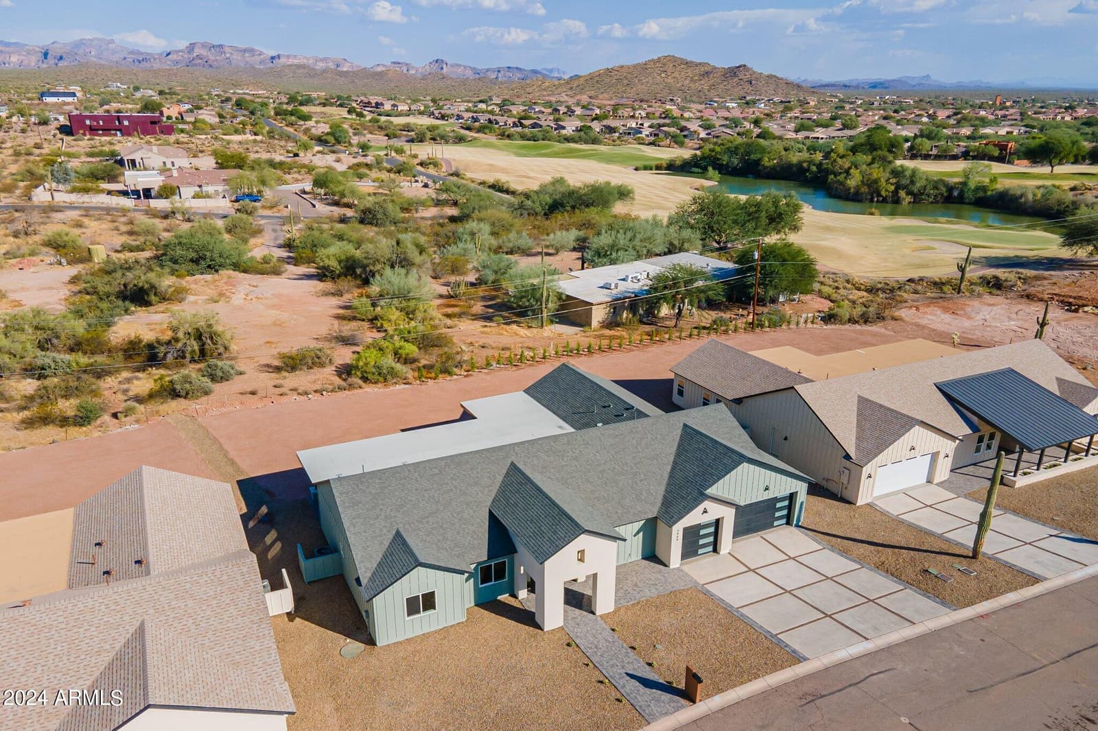 3909 S Veronica Lane, Gold Canyon, AZ 85118 — photo 8 of 58