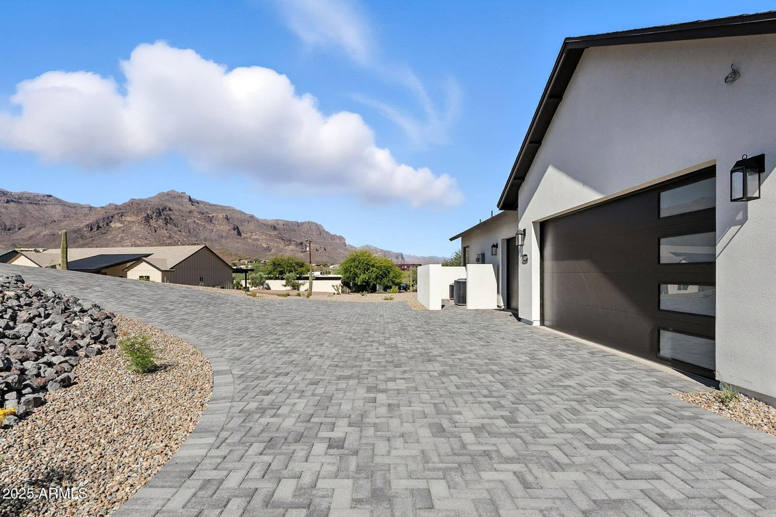 4009 S Veronica Lane, Gold Canyon, AZ 85118 — photo 11 of 132