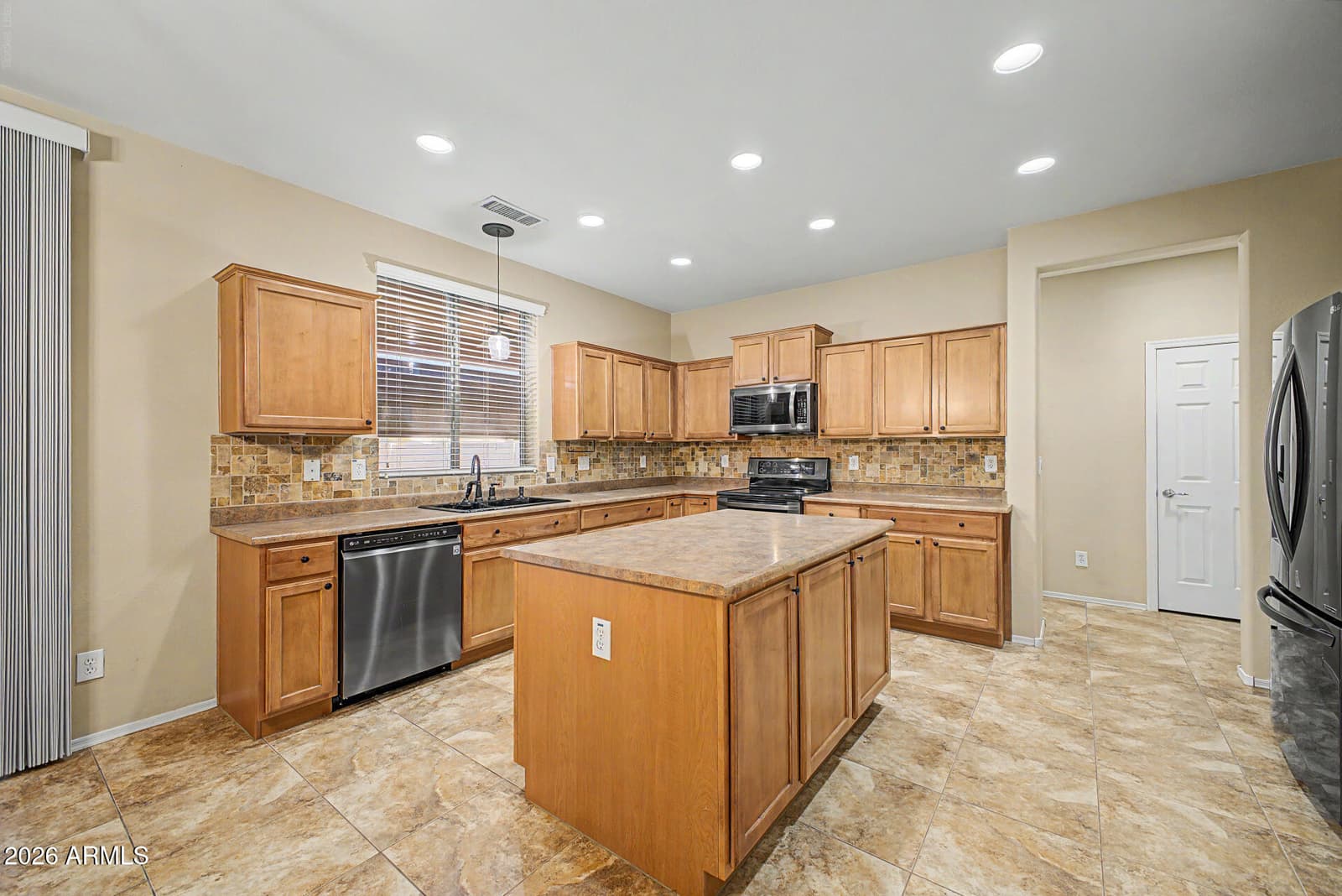 8711 N 182nd Lane, Waddell, AZ 85355 — photo 4 of 16