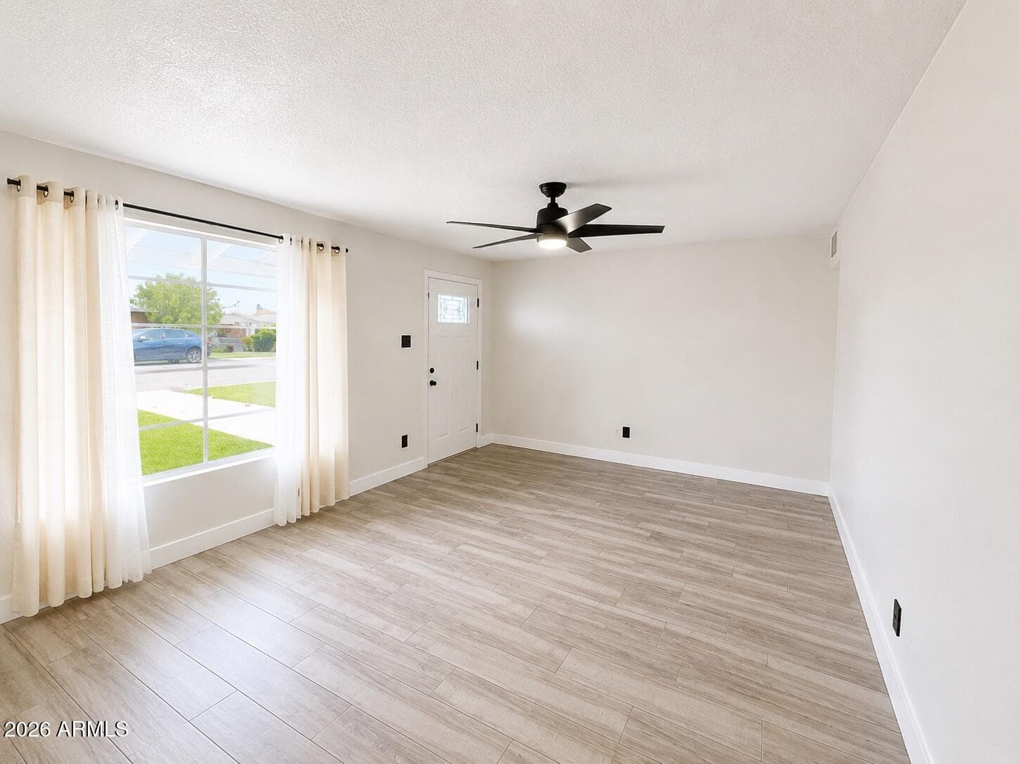 3739 W Flynn Lane, Phoenix, AZ 85019 — photo 7 of 19